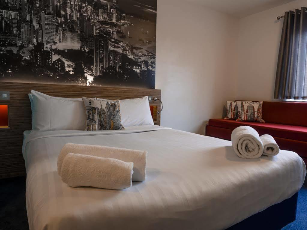 Citilodge Wakefield Hotel By Roomsbooked Екстер'єр фото