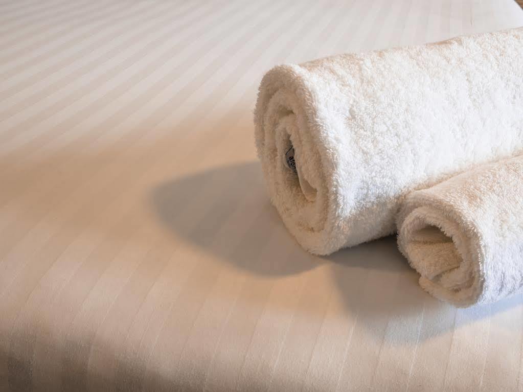 Citilodge Wakefield Hotel By Roomsbooked Екстер'єр фото